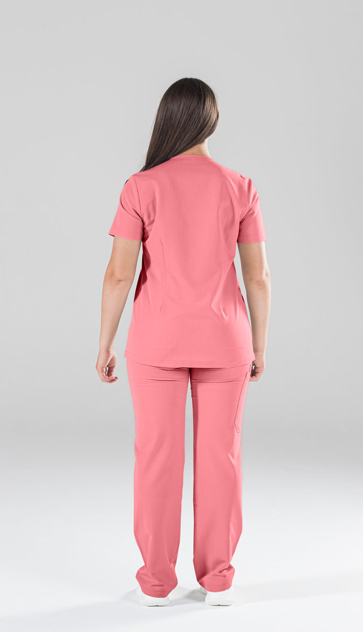 Pantalón médico de corte recto color malva | Colección de choque