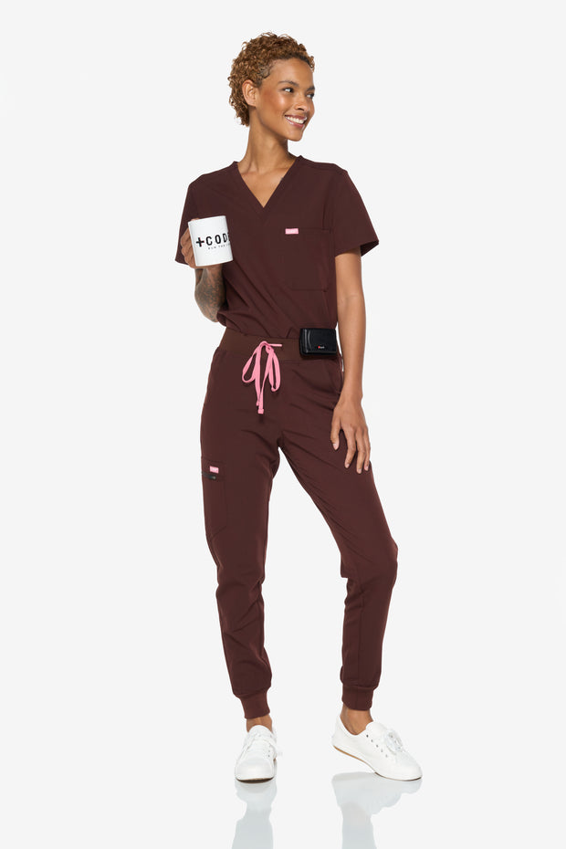 Joggers de corte clásico color chocolate | Colección de café